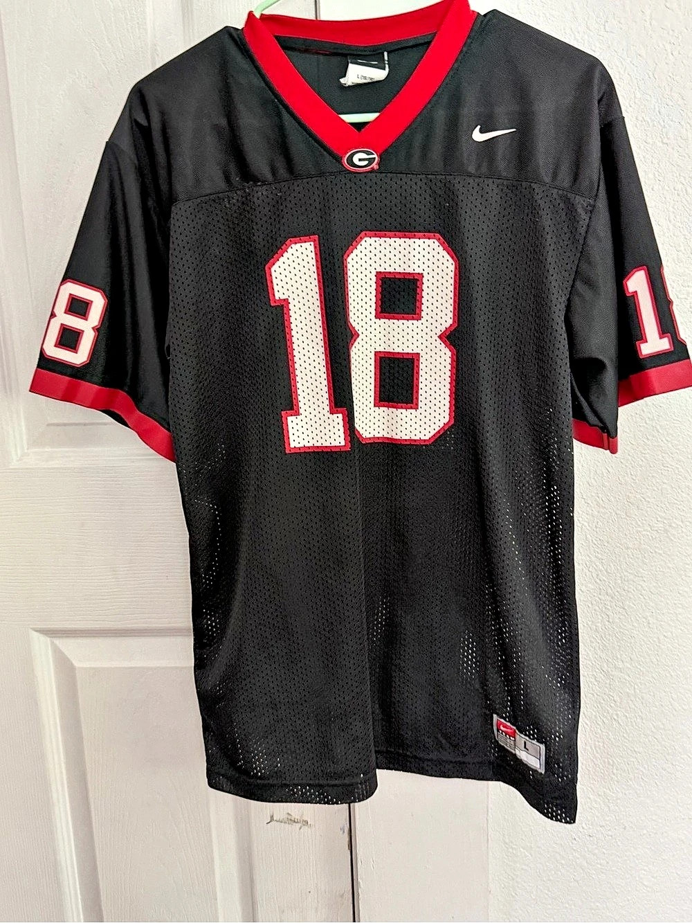 Nike Georgia #18 Jersey Black & Red Men's Large